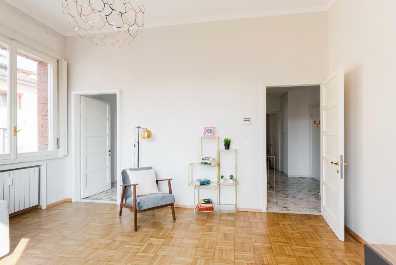 Amazing Apartment With A View ミラノ エクステリア 写真