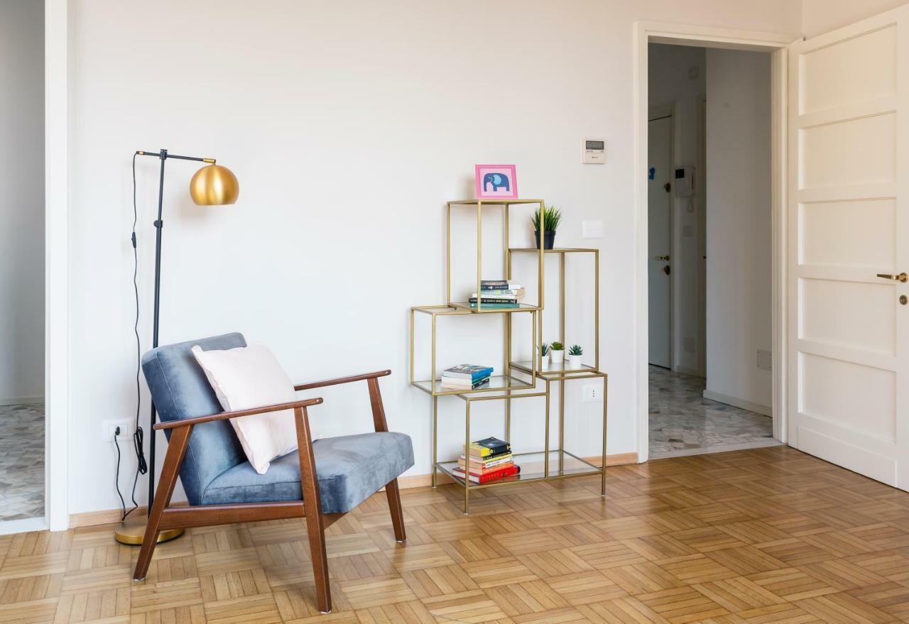 Amazing Apartment With A View ミラノ エクステリア 写真